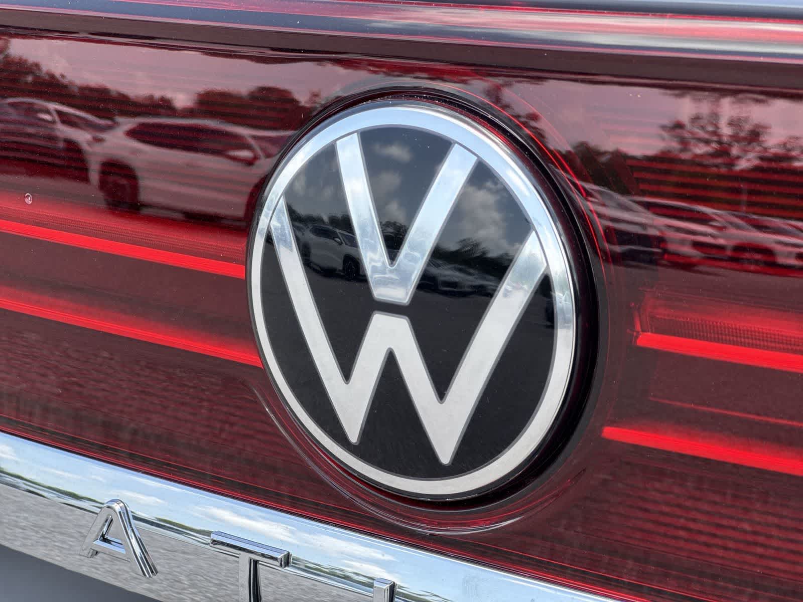 Volkswagen Atlas 2.0T SE con tecnología 2026
