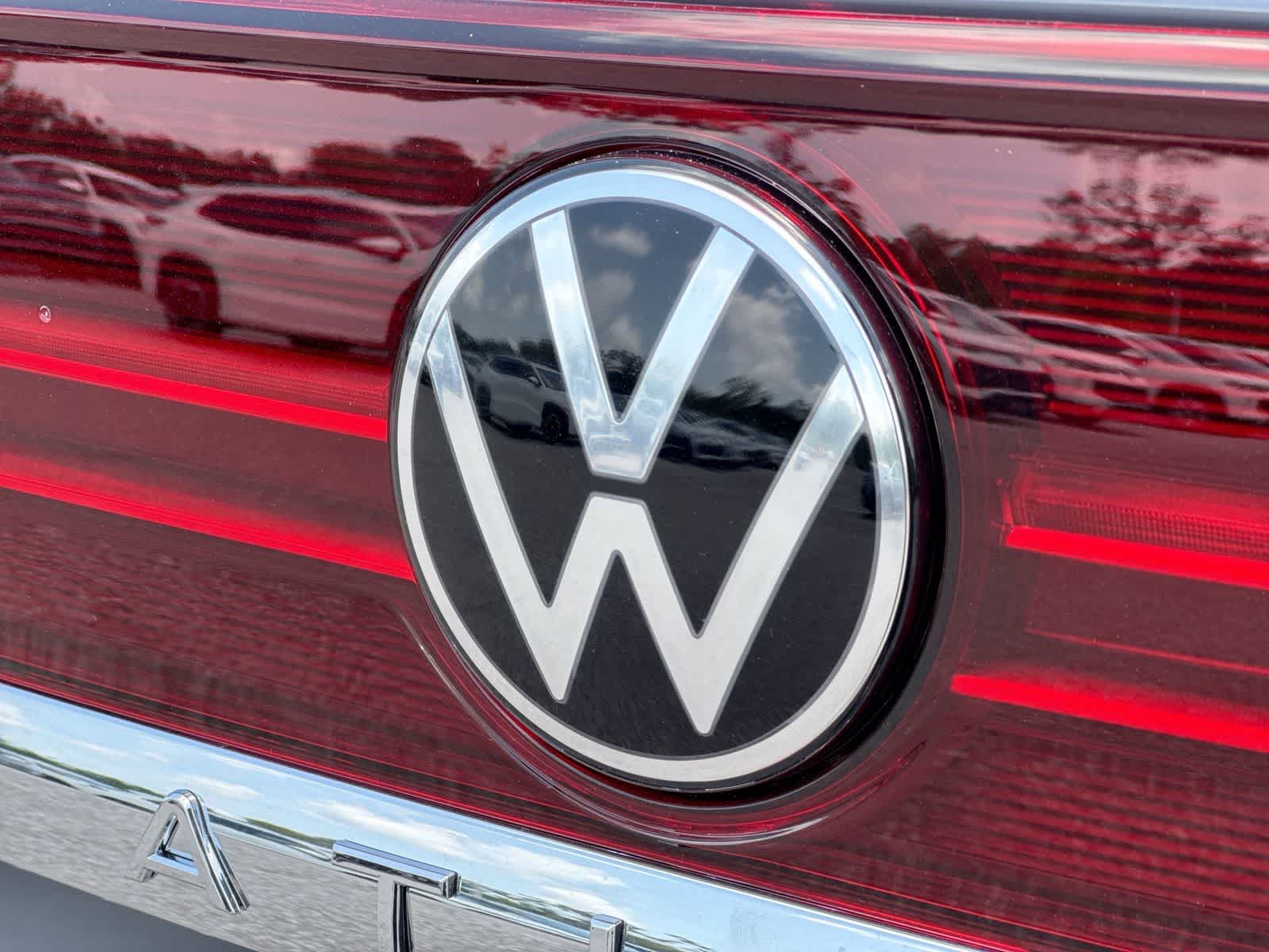 Volkswagen Atlas 2.0T SE con tecnología 2026