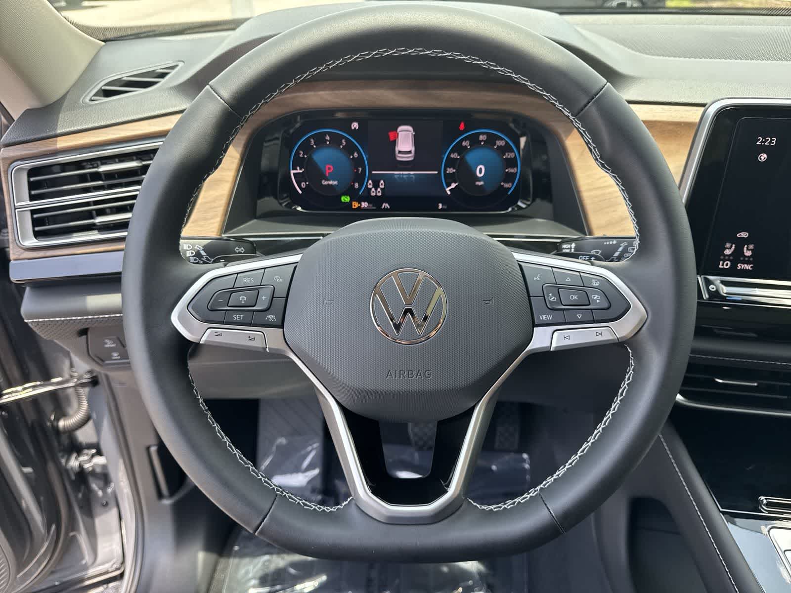 Volkswagen Atlas 2.0T SE con tecnología 2026