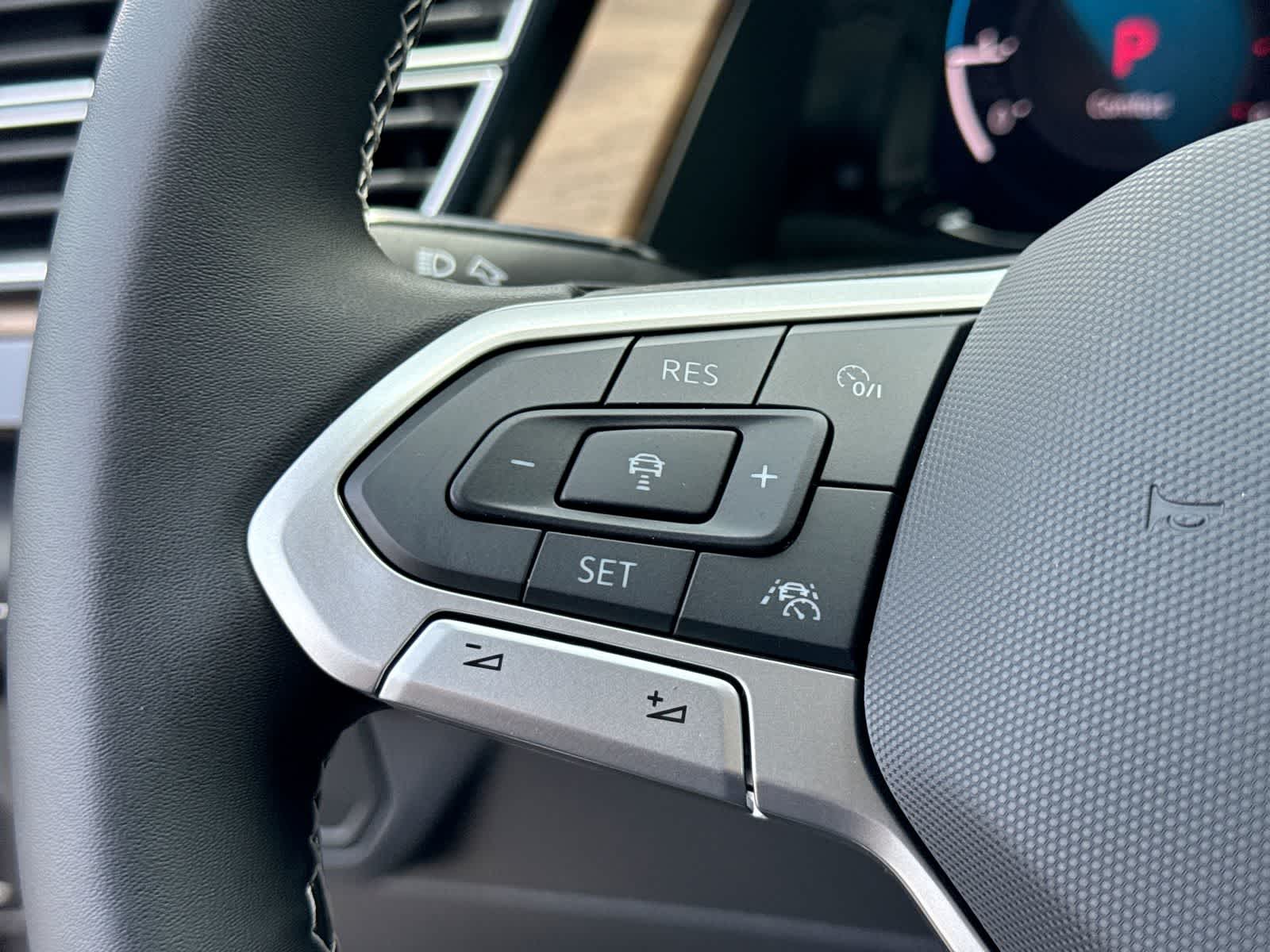 Volkswagen Atlas 2.0T SE con tecnología 2026