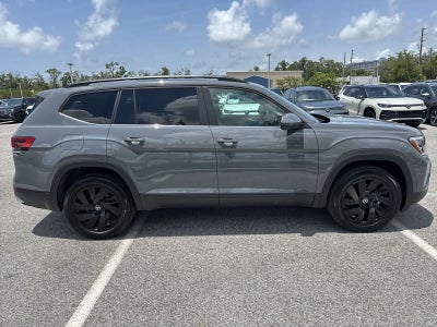 Volkswagen Atlas 2.0T SE con tecnología 2026
