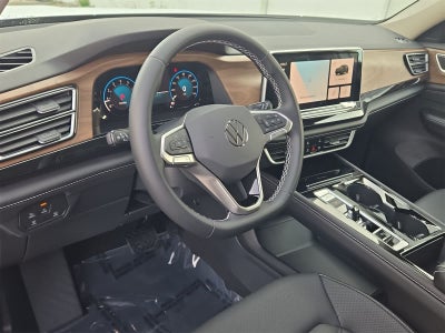 Volkswagen Atlas 2.0T SE con tecnología 2026
