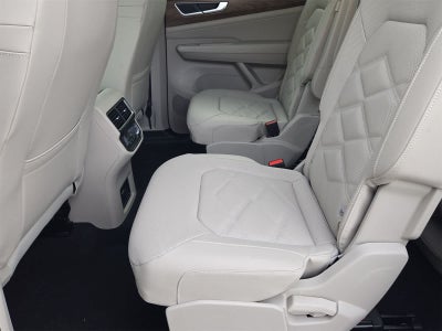 Volkswagen Atlas 2.0T SE con tecnología 2026