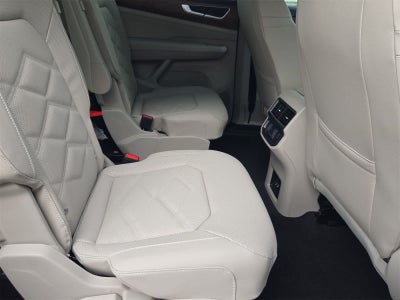 Volkswagen Atlas 2.0T SE con tecnología 2026