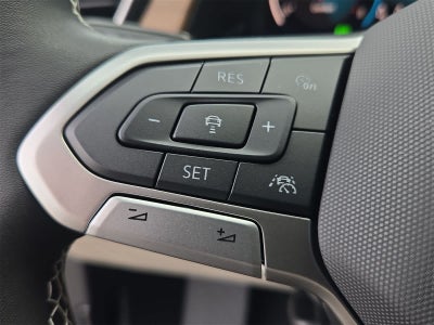 Volkswagen Atlas 2.0T SE con tecnología 2026