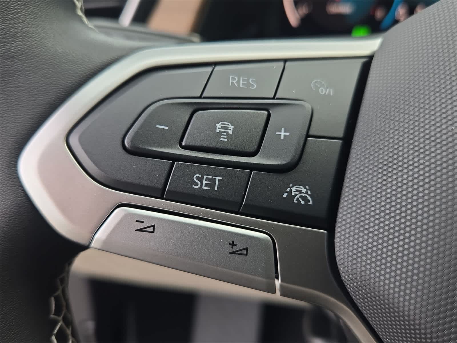 Volkswagen Atlas 2.0T SE con tecnología 2026