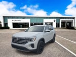 Volkswagen Atlas 2.0T SE con tecnología 2026