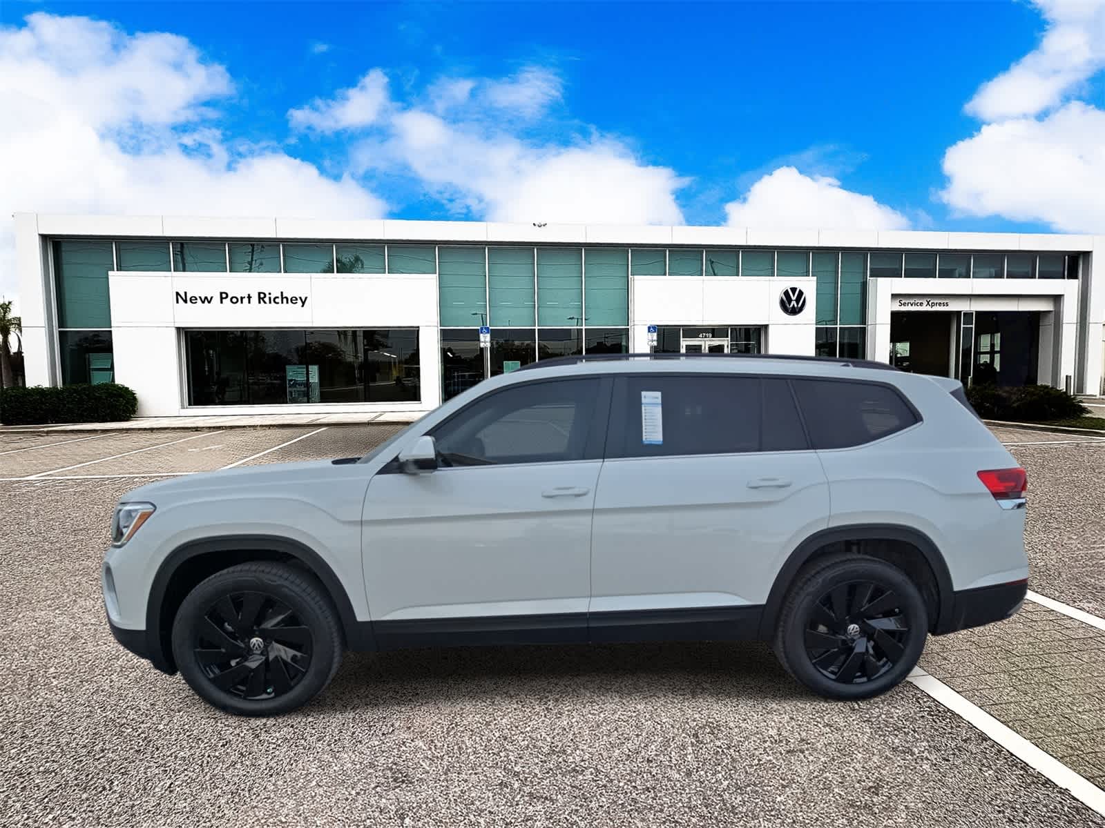 Volkswagen Atlas 2.0T SE con tecnología 2026
