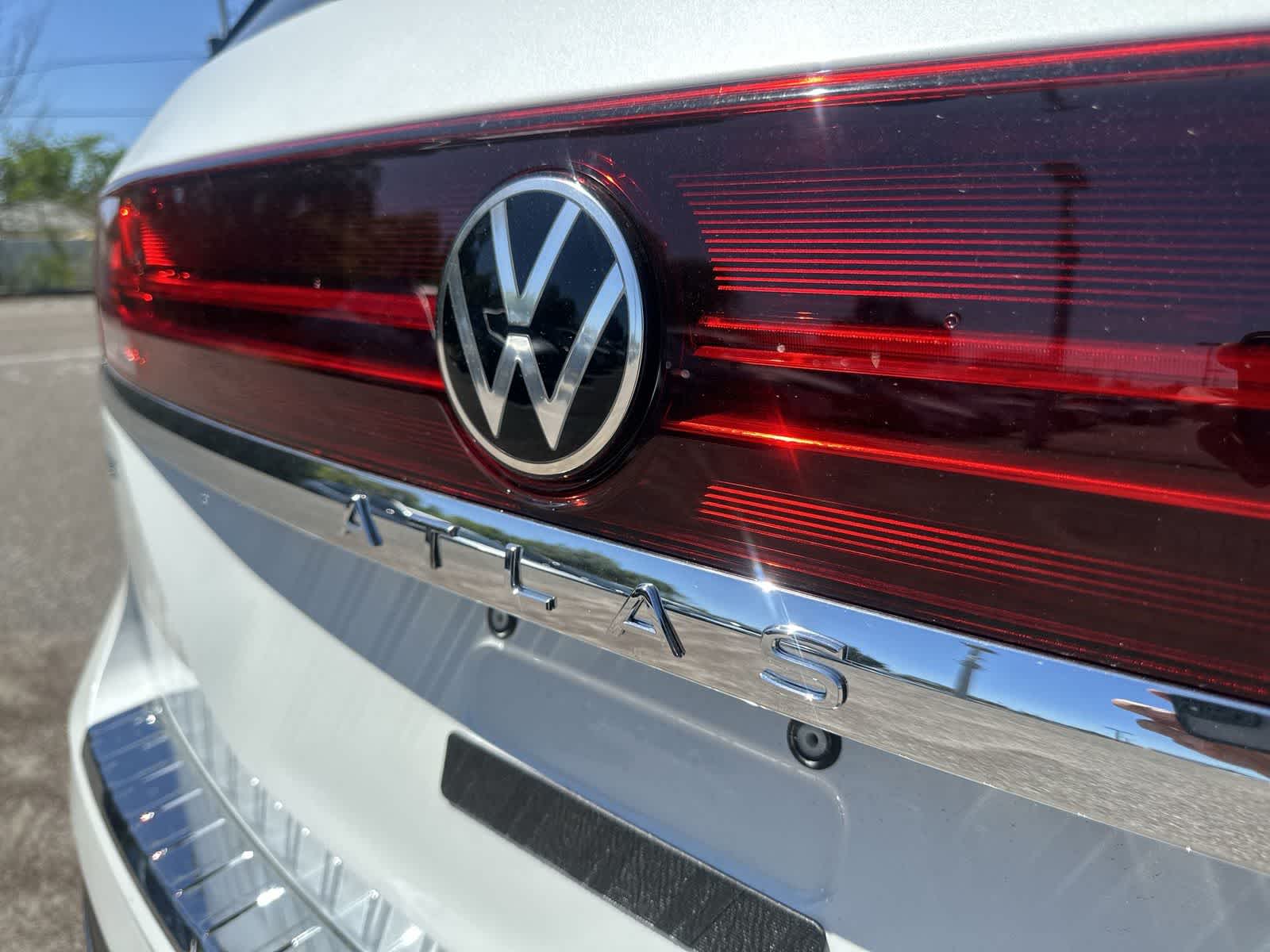Volkswagen Atlas 2.0T SE con tecnología 2026