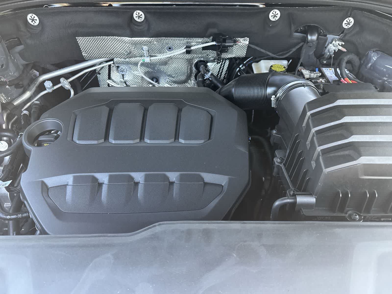 Volkswagen Atlas 2.0T SE con tecnología 2026
