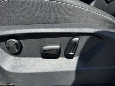 Volkswagen Atlas 2.0T SE con tecnología 2026