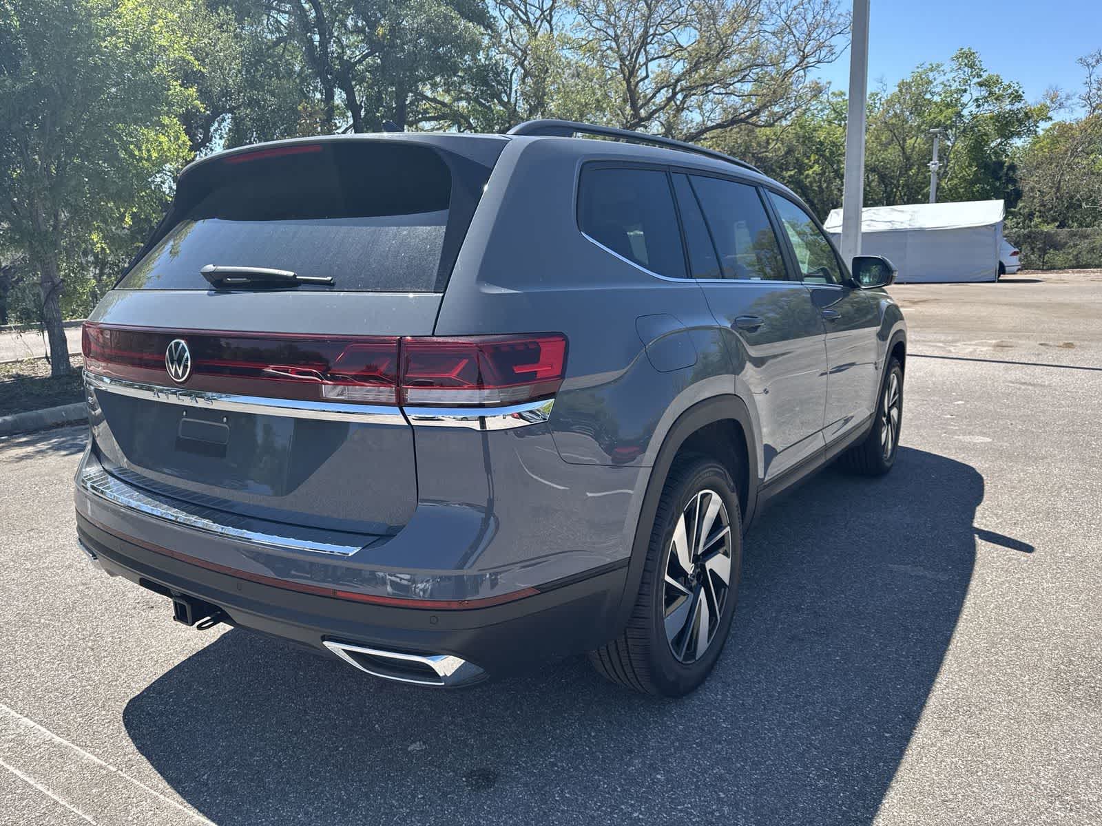 Volkswagen Atlas 2.0T SE con tecnología 2026