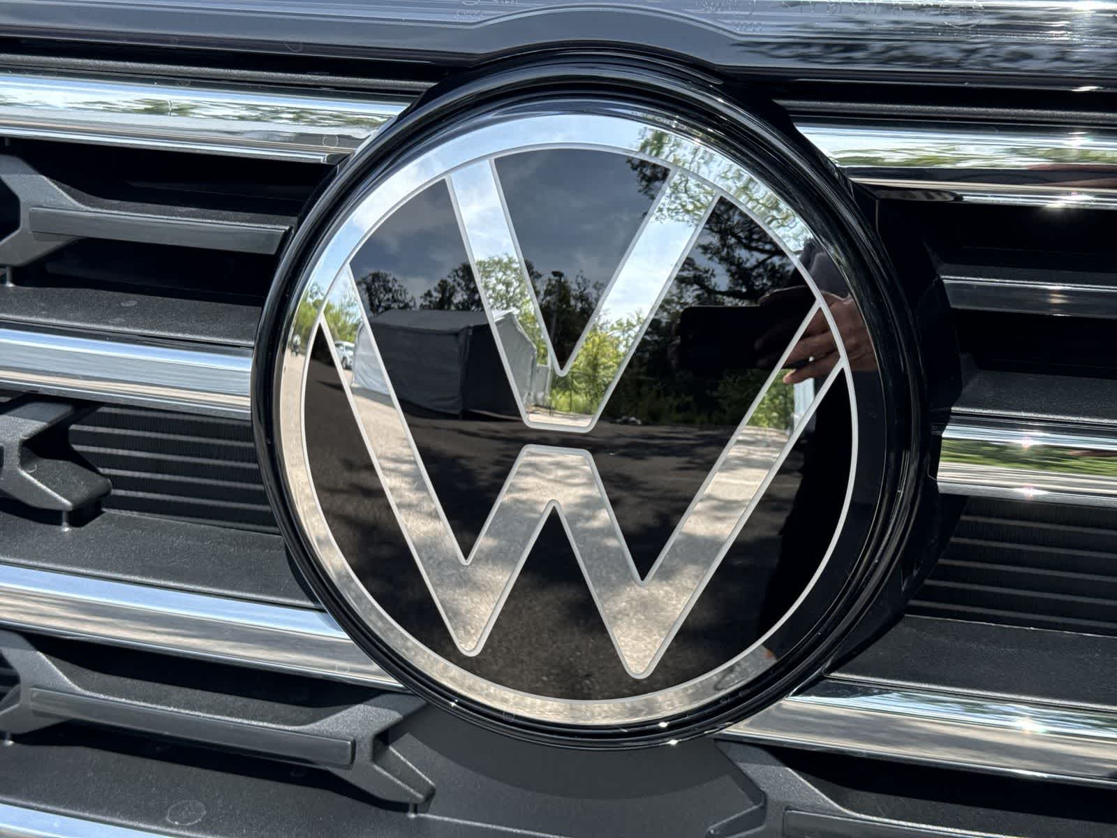Volkswagen Atlas 2.0T SE con tecnología 2026