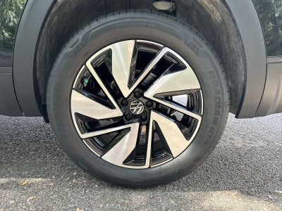 Volkswagen Atlas 2.0T SE con tecnología 2026