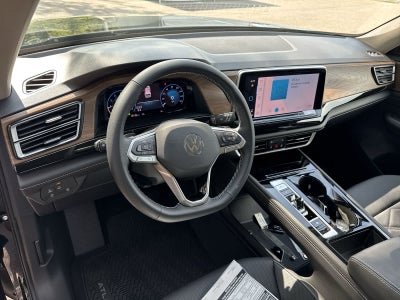 Volkswagen Atlas 2.0T SE con tecnología 2026