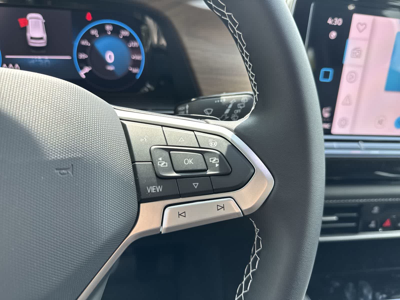 Volkswagen Atlas 2.0T SE con tecnología 2026