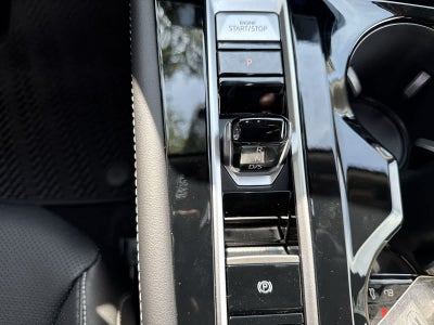 Volkswagen Atlas 2.0T SE con tecnología 2026