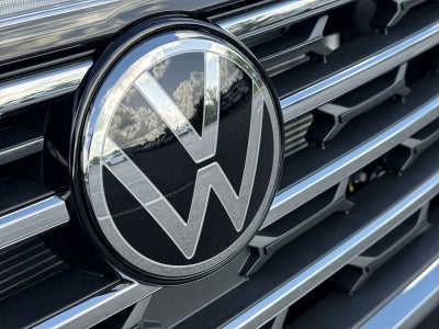 Volkswagen Atlas 2.0T SE con tecnología 2026