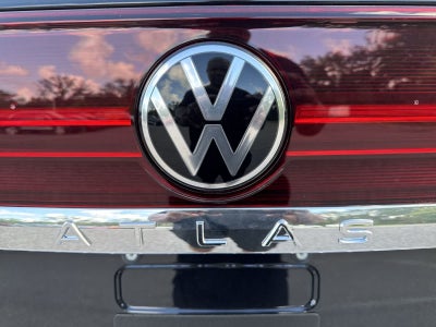 Volkswagen Atlas 2.0T SE con tecnología 2026