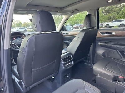 Volkswagen Atlas 2.0T SE con tecnología 2026