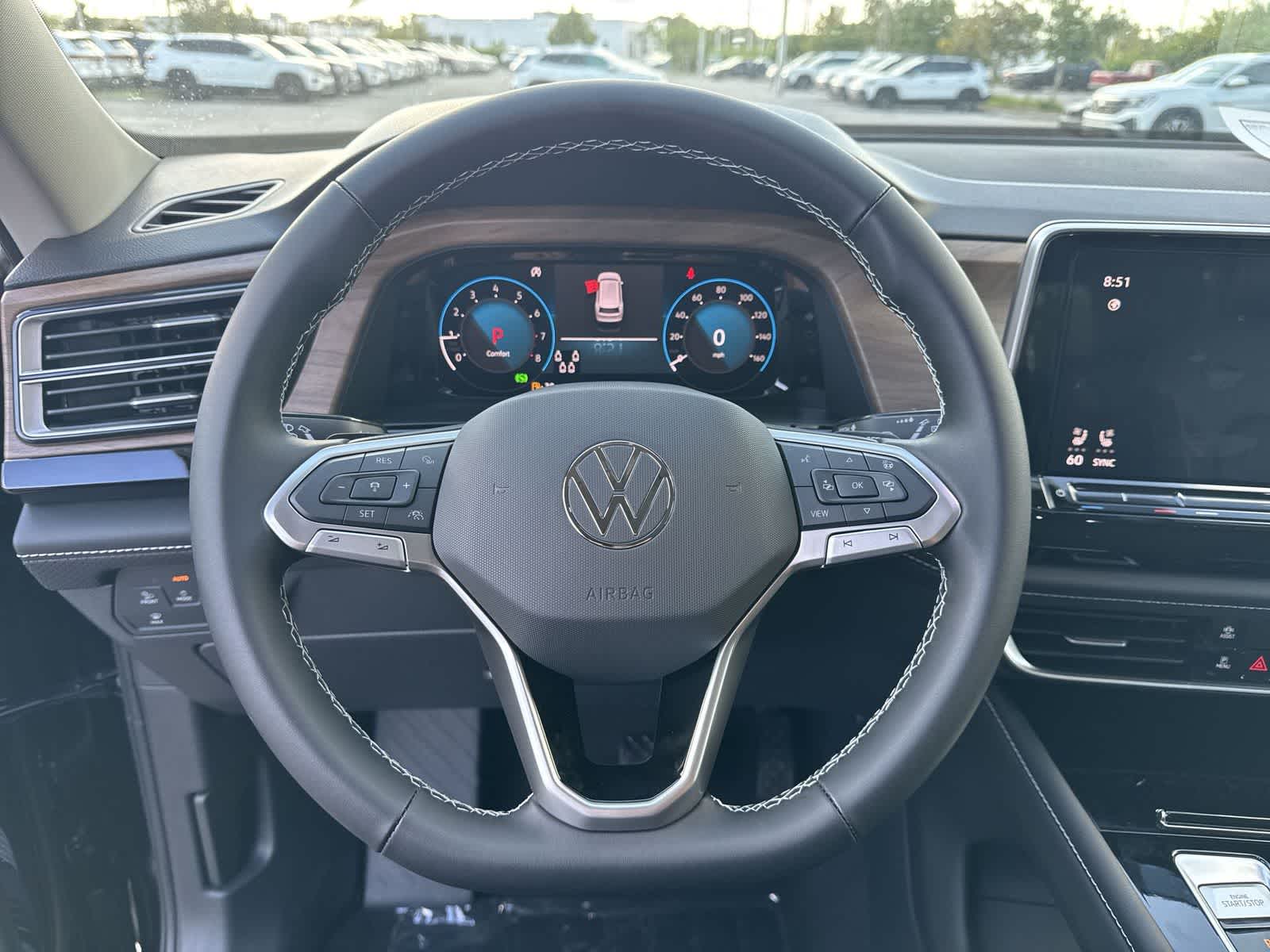 Volkswagen Atlas 2.0T SE con tecnología 2026