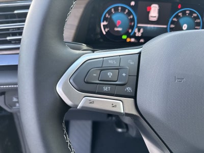 Volkswagen Atlas 2.0T SE con tecnología 2026