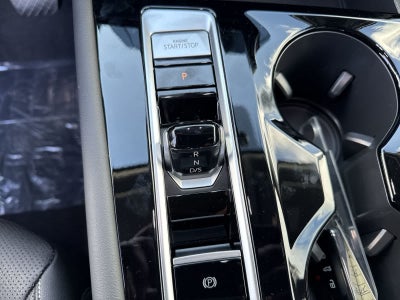 Volkswagen Atlas 2.0T SE con tecnología 2026
