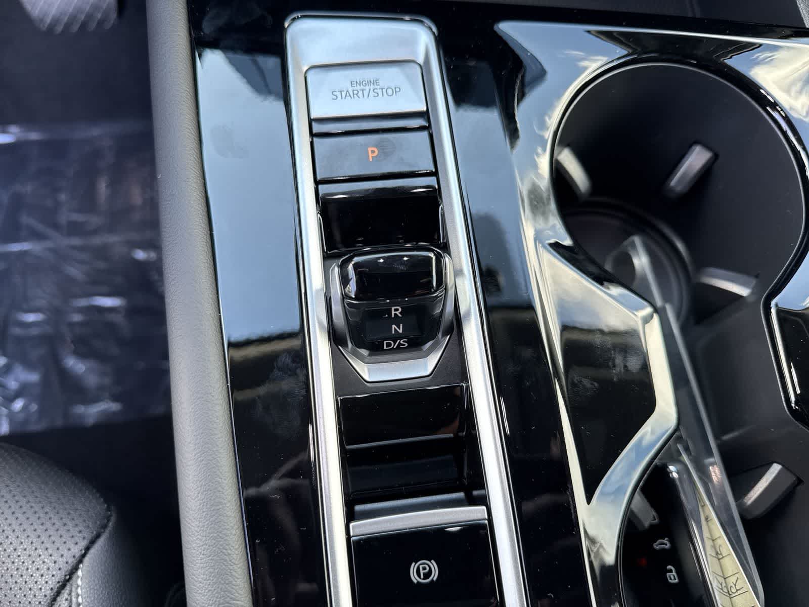 Volkswagen Atlas 2.0T SE con tecnología 2026
