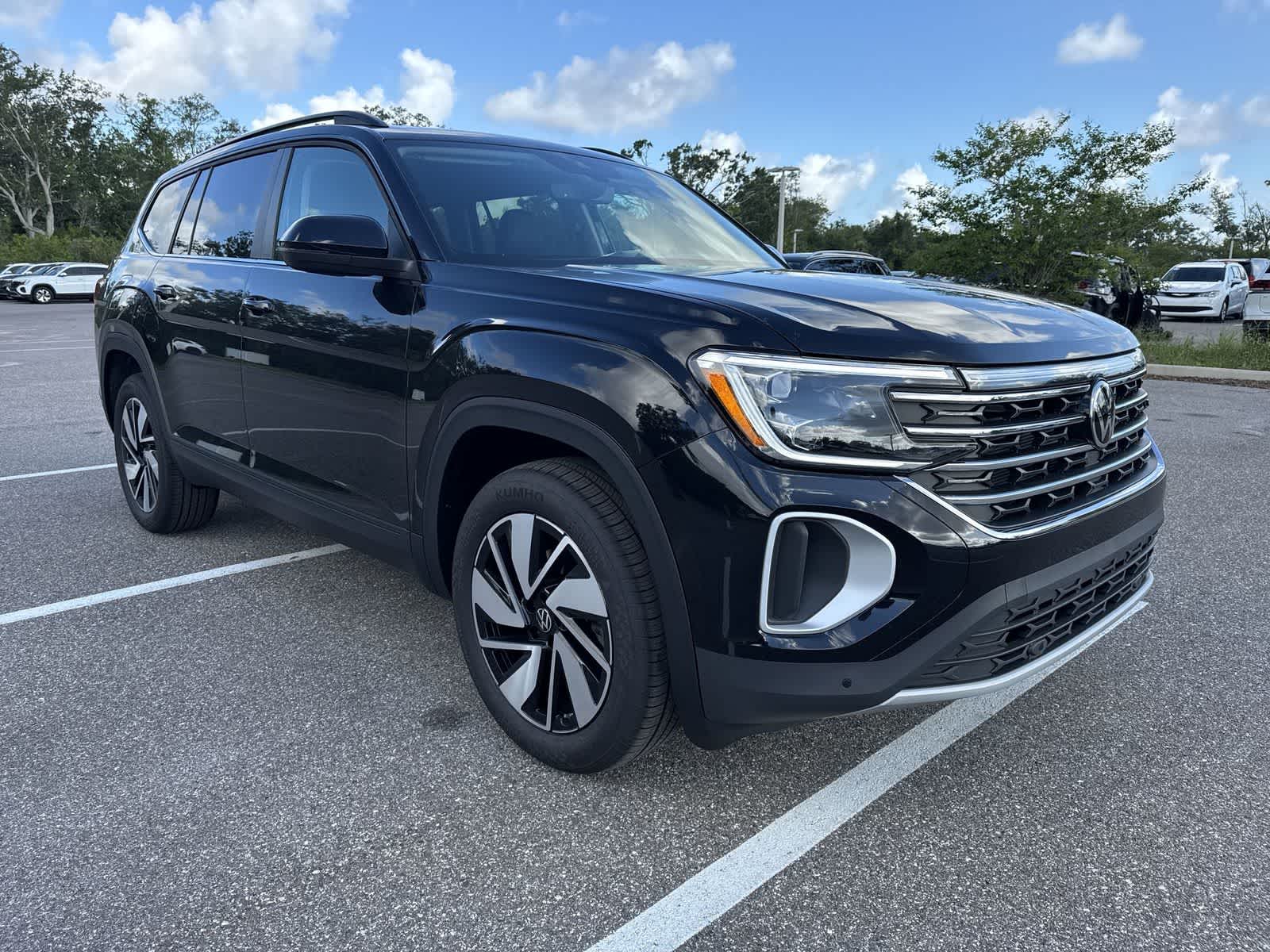 Volkswagen Atlas 2.0T SE con tecnología 2026