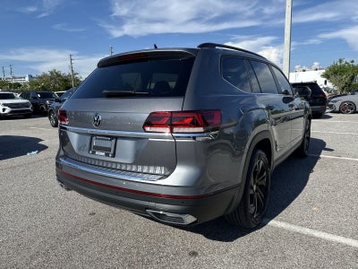 Volkswagen Atlas 2.0T SE con paquete Technology de 2023