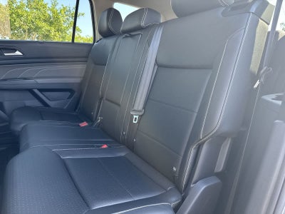 Volkswagen Atlas 2.0T SE con paquete Technology de 2023