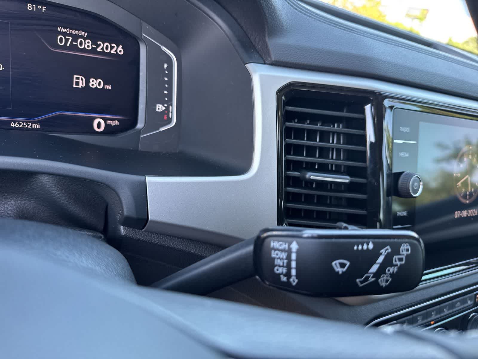 Volkswagen Atlas 2.0T SE con paquete Technology de 2023