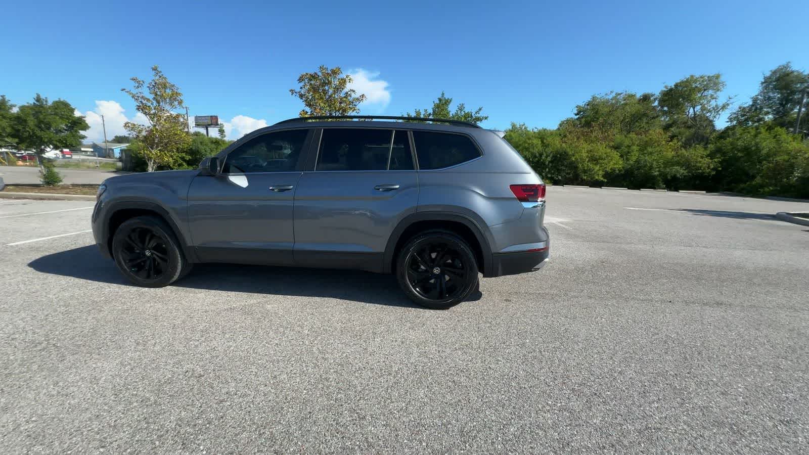 Volkswagen Atlas 2.0T SE con paquete Technology de 2023