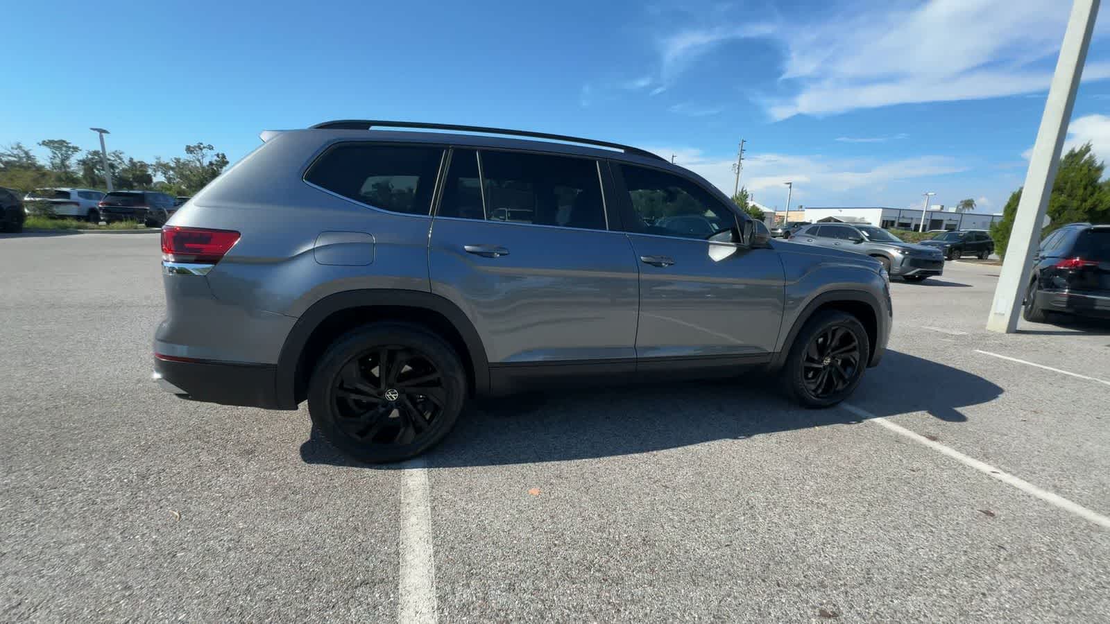 Volkswagen Atlas 2.0T SE con paquete Technology de 2023