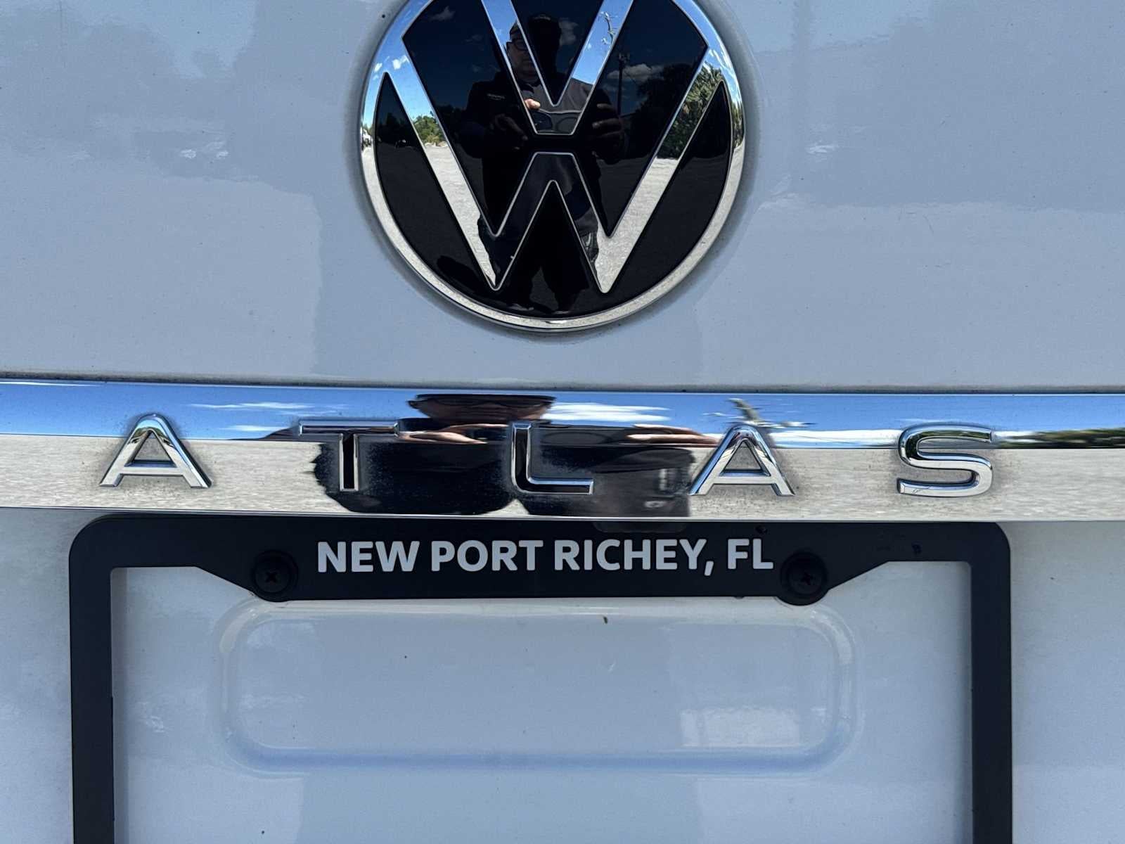 Volkswagen Atlas 2.0T SE con paquete Technology de 2023