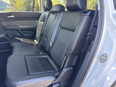 Volkswagen Atlas 2.0T SE con paquete Technology de 2023