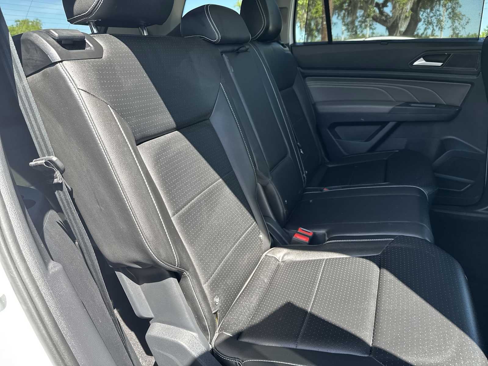 Volkswagen Atlas 2.0T SE con paquete Technology de 2023