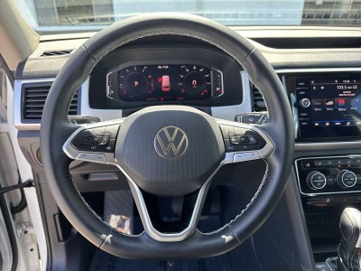 Volkswagen Atlas 2.0T SE con paquete Technology de 2023