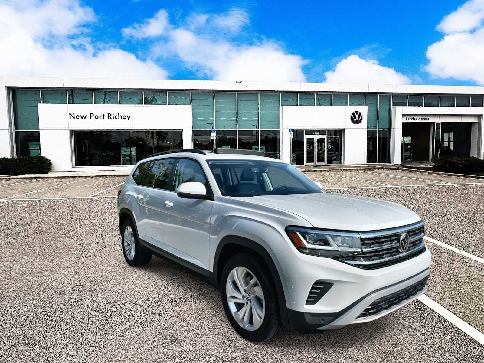 Volkswagen Atlas 2.0T SE con paquete Technology de 2023