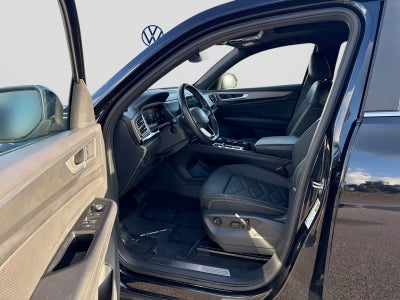 Volkswagen Atlas Cross Sport 2.0T SE con paquete Technology, 2025
