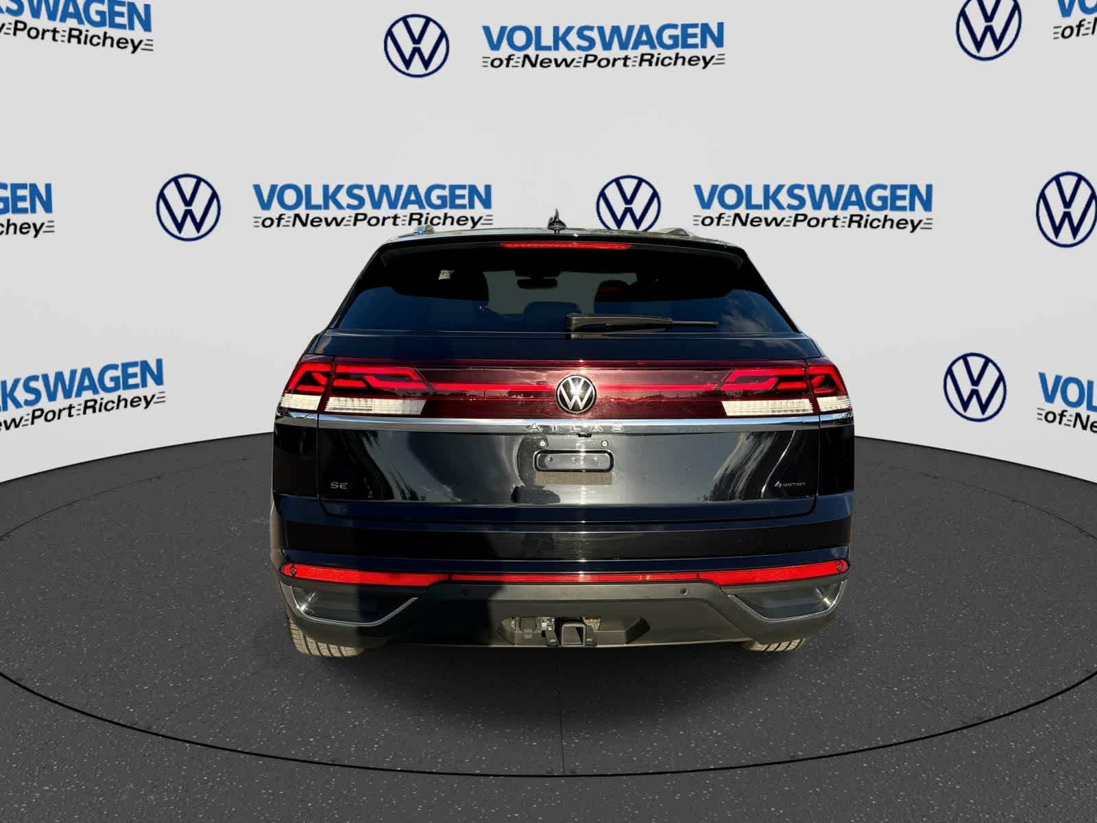 Volkswagen Atlas Cross Sport 2.0T SE con paquete Technology, 2025