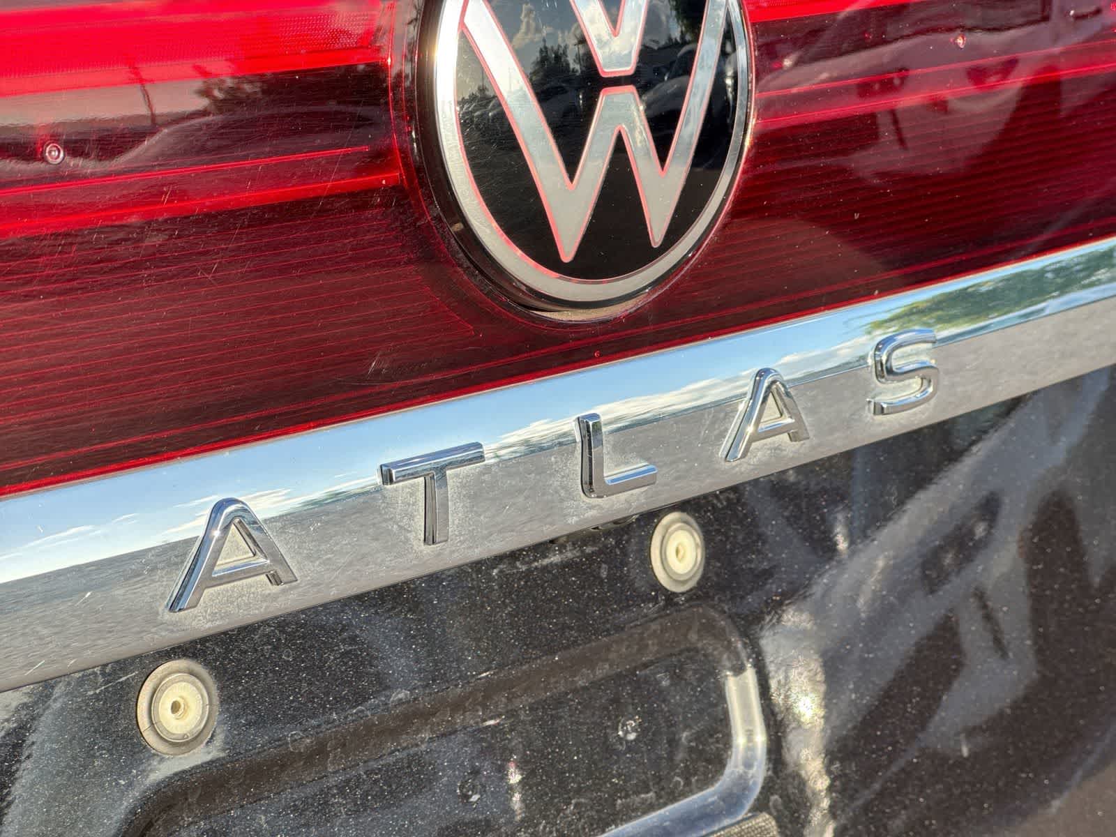 Volkswagen Atlas Cross Sport 2.0T SE con paquete Technology, 2025