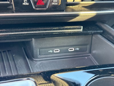 Volkswagen Atlas Cross Sport 2.0T SE con paquete Technology, 2025