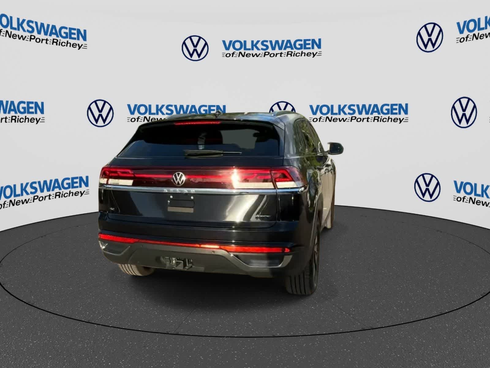 Volkswagen Atlas Cross Sport 2.0T SE con paquete Technology, 2025