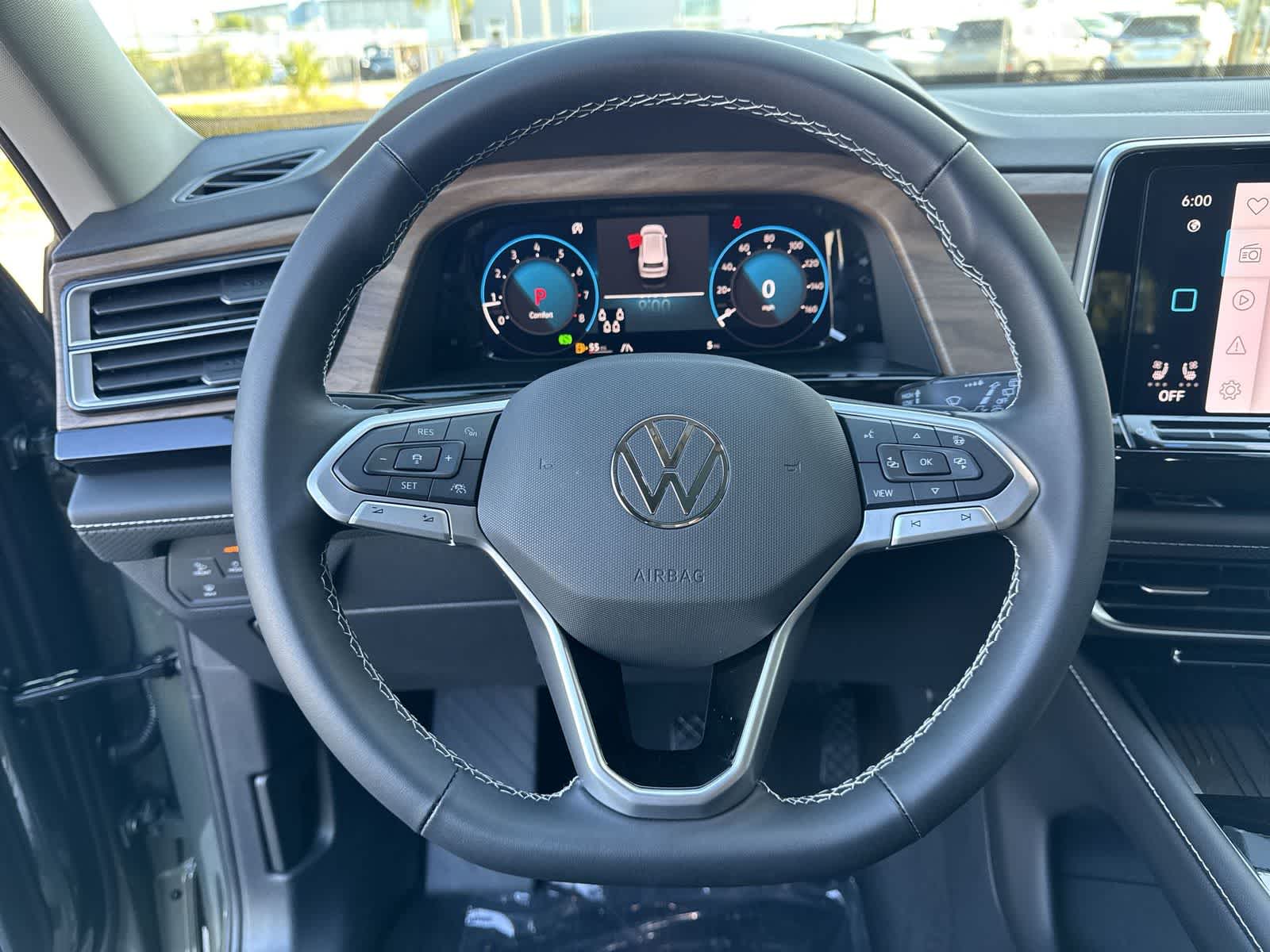 Volkswagen Atlas 2.0T SE con tecnología 2026