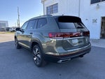Volkswagen Atlas 2.0T SE con tecnología 2026