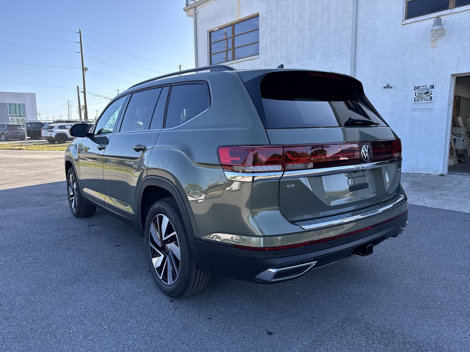 Volkswagen Atlas 2.0T SE con tecnología 2026