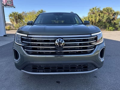 Volkswagen Atlas 2.0T SE con tecnología 2026