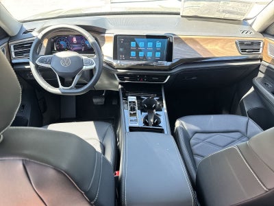 Volkswagen Atlas 2.0T SE con tecnología 2026