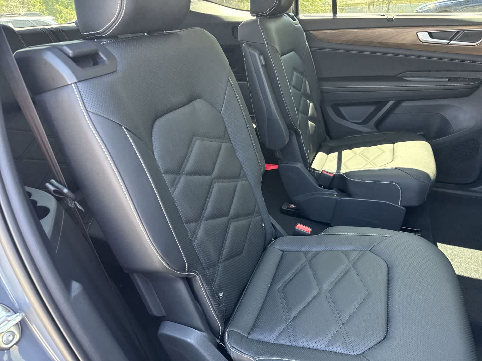 Volkswagen Atlas 2.0T SE con tecnología 2026